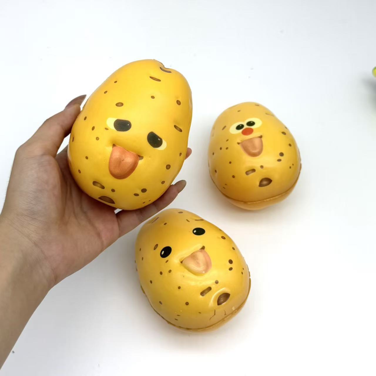Cute Simulation Potato Strawbe - Novelty Gifts recension och pris